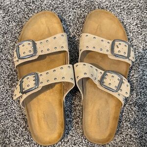 Universal Thread Beige Studded Sandals